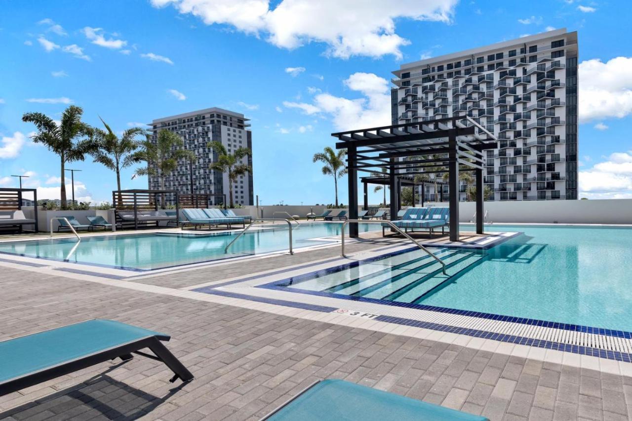 Luxury 2bd In Downtown Doral Appartamento